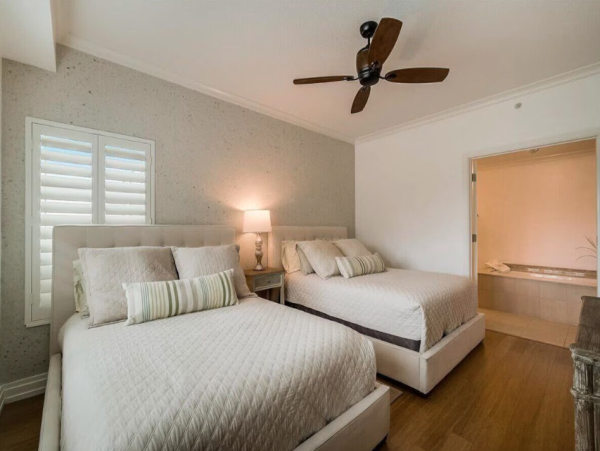 Crescent Beach Siesta Key Luxurious Vacation Condo Two Bedrooms